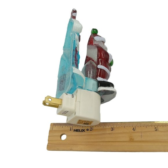 Santa Claus 3D Night Light Santa's Snow House Plug In - Picture 8 of 10